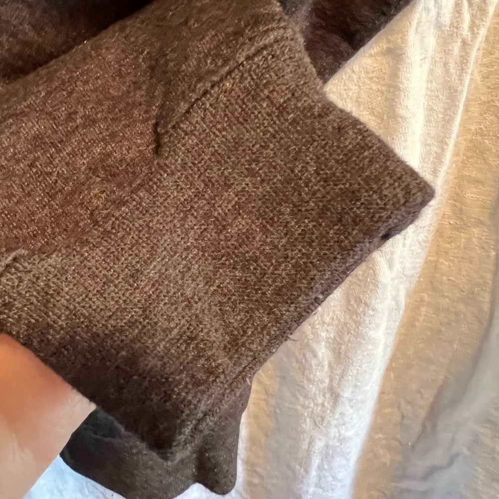 Santa Cruz Rainbow Pride Hoodie. The original. Gray with rainbow print. Size L. - Picture 6 of 7